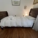 Icaro 1 Apartment