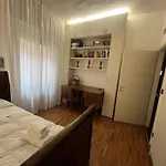 Icaro 1 Apartment